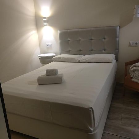 Good Stay Rooms Мадрид Екстериор снимка
