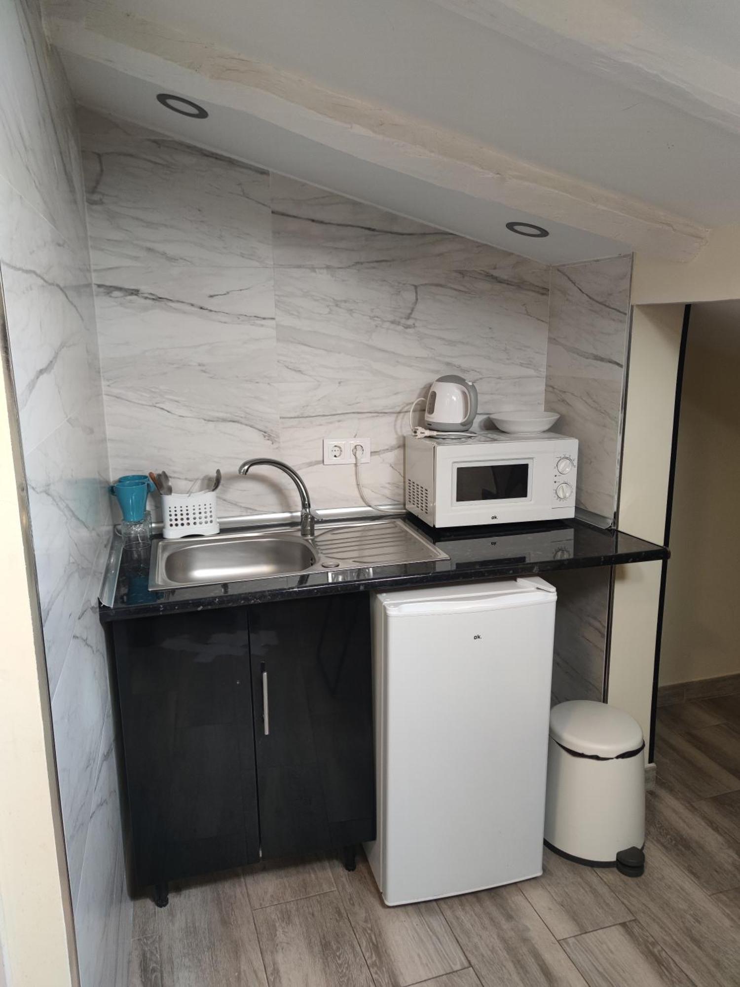 Good Stay Rooms Мадрид Екстериор снимка